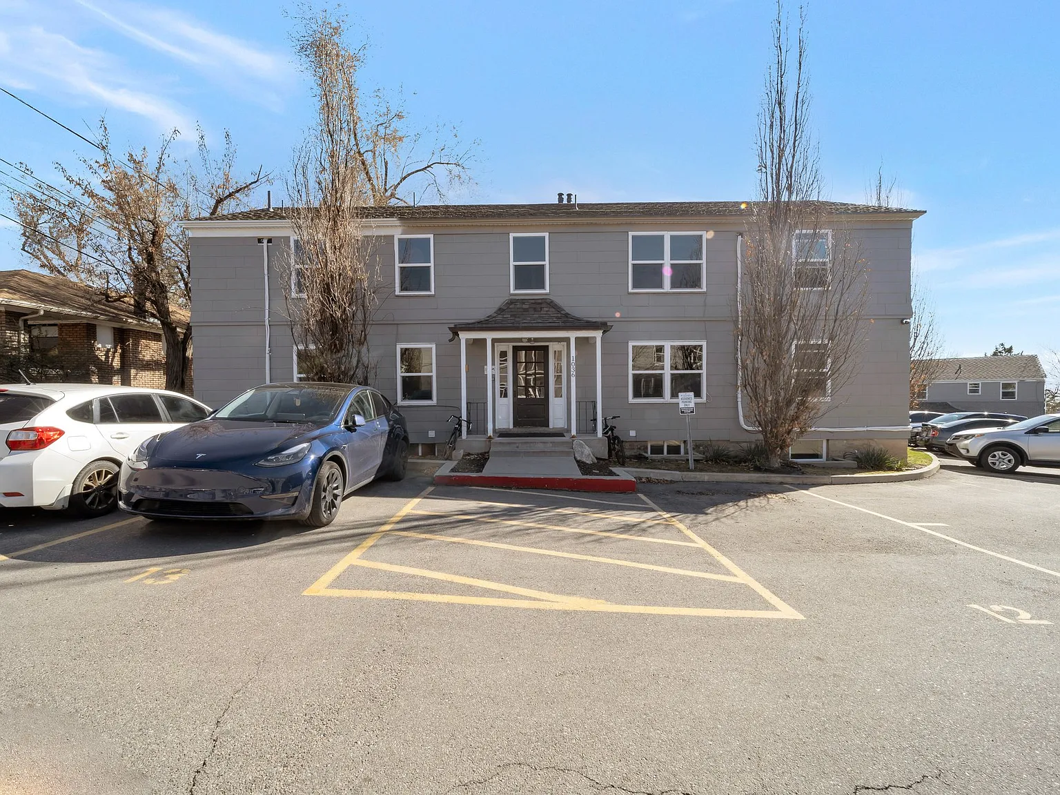 Alta View Apartments — Photo 3