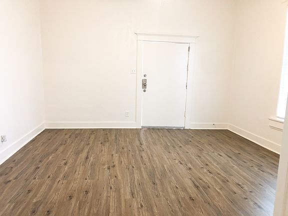 4th image of 325 E Dewey Pl #1