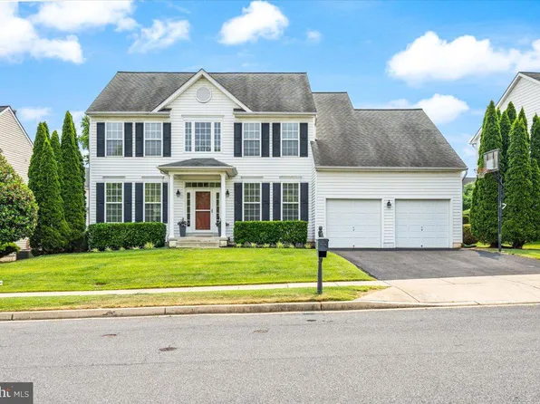 3758 Spicebush Dr, Frederick, MD 21704