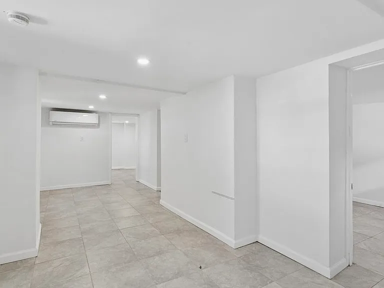 4333 Ventnor Ave #LL1 — Photo 6