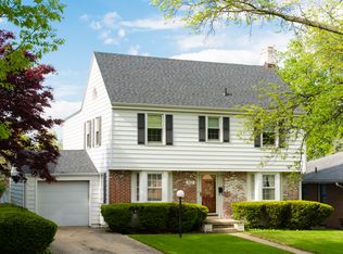 912 W Union St, Champaign, IL 61821