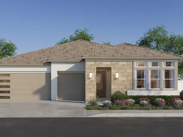 2267 N Renn Ave, Clovis, CA 93619