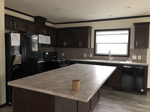 2nd image of 1933 Evergreen Ln #133