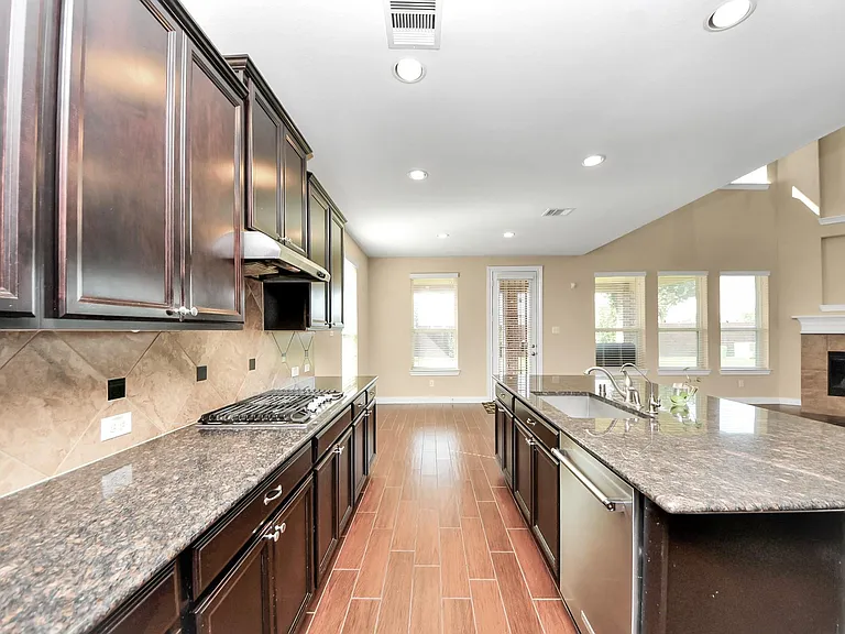 27419 Canyon Reach Dr — Photo 17