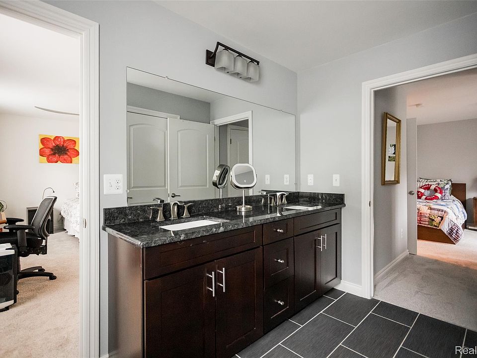 302 S Blair Ave, photo 30