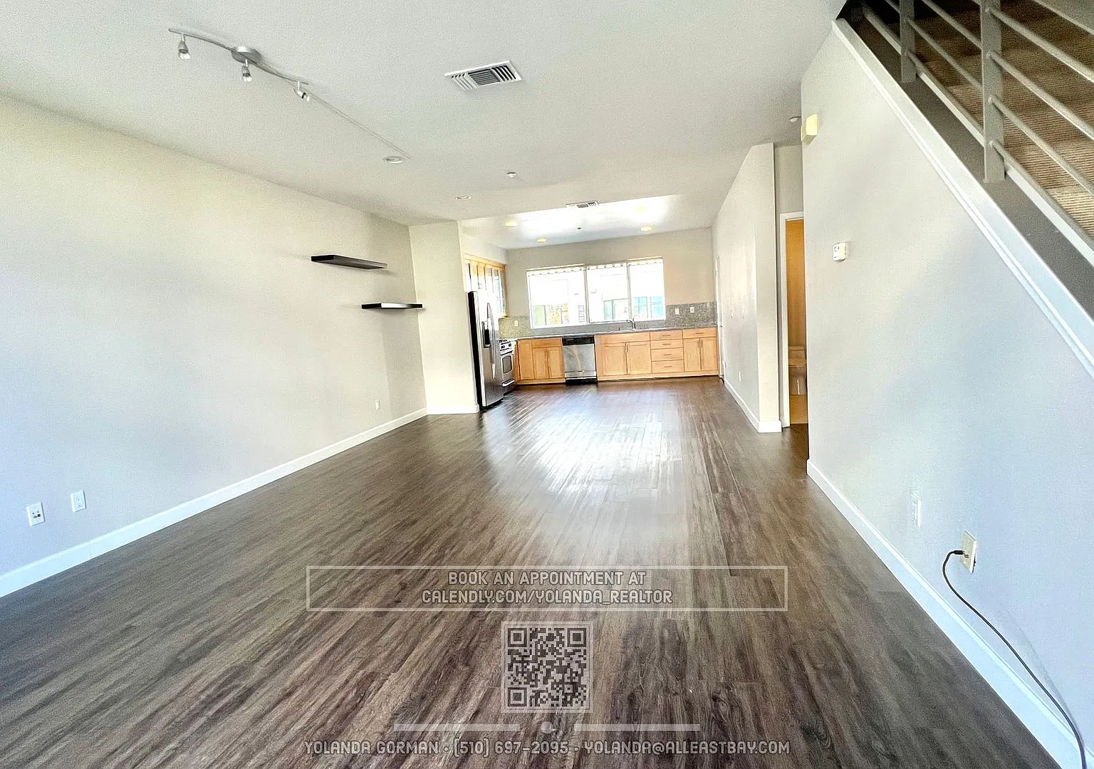 Contemporary Townhouse Living at Its Finest — Photo 4