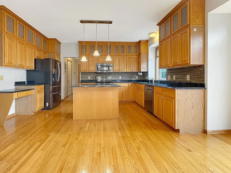 1839 Valley Ridge Trl S — Photo 7