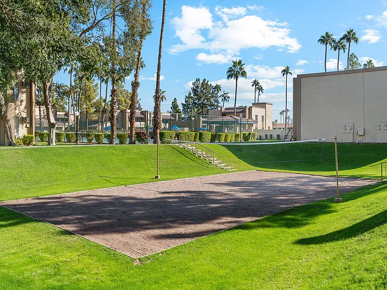 Sand Volleyball | Shorebird Apartments