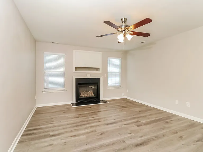 9802 Steele Meadow Rd — Photo 6