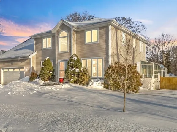 1-1 Independence Cir #A, Beverly, MA 01915