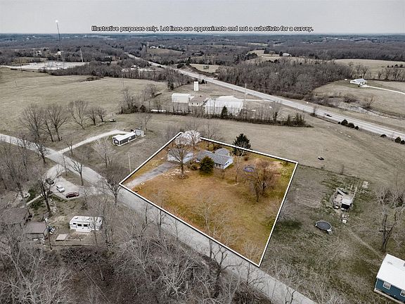 2nd image of 211 Reno Hollow Road