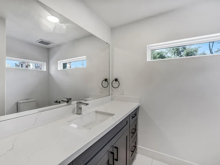 225 Willard St — Photo 19