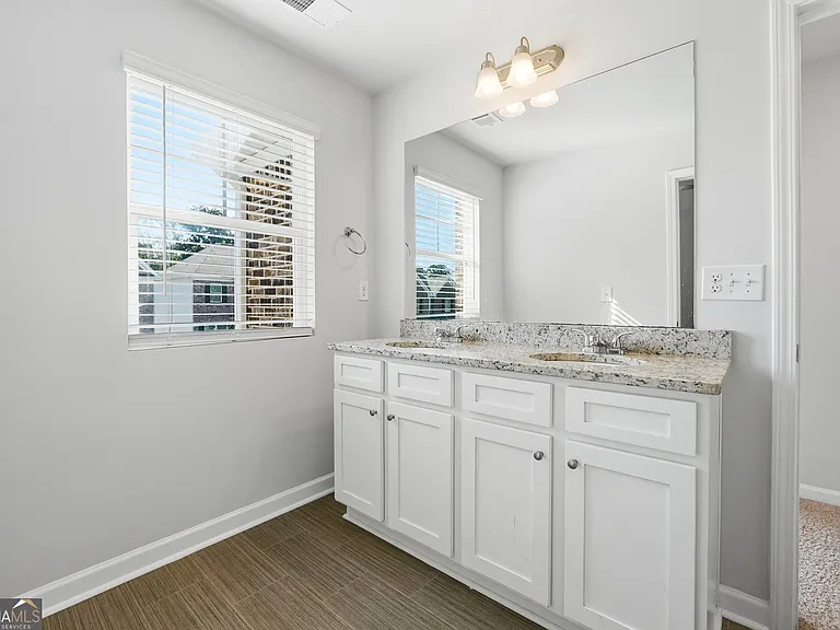 1877 Mitchell Farm Ct — Photo 25