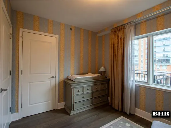 3435 Guider Avenue image 6 of 14