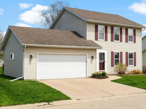 6102 White Pine Way, Fitchburg, WI 53719