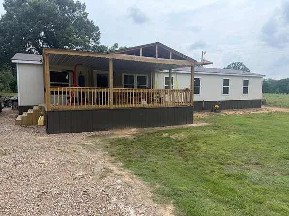 1834 E 2100th Rd, Hugo, OK 74743