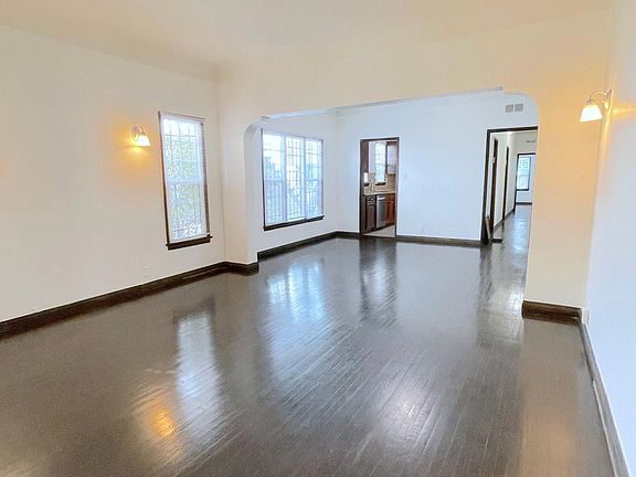 2nd image of 1480 S Wooster St APT 2