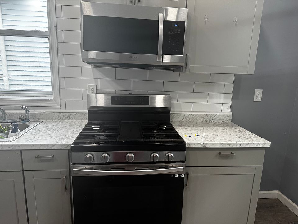 1st image of 208 Amherst St Floor 2