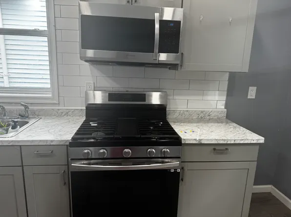 208 Amherst St Floor 2, East Orange, NJ 07018