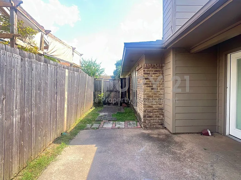3037 Airhaven St — Photo 14