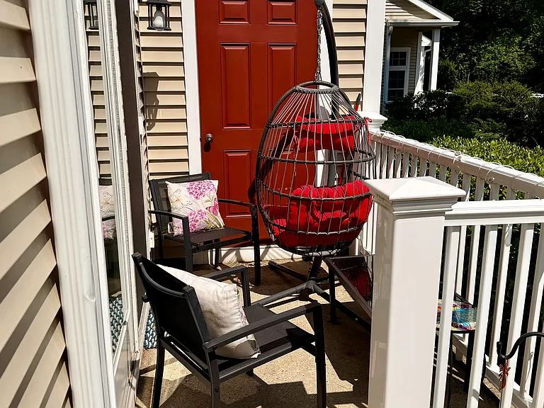 11 Devon Commons Ln — Photo 4