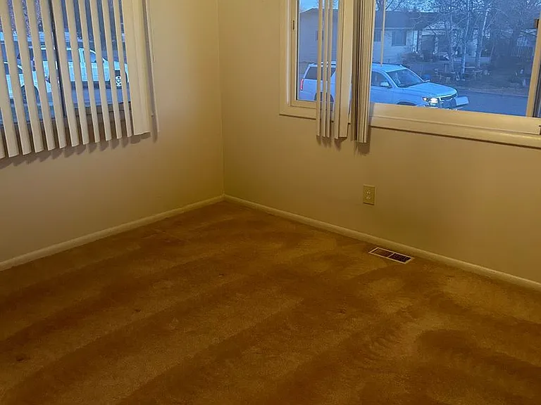 323 Covert Ln — Photo 9