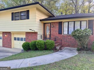 3710 Creekview Cir S, Atlanta, GA 30349