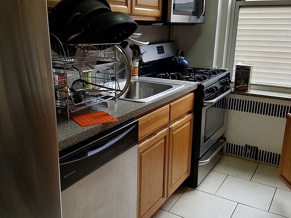 2nd image of 4143 39th Pl APT 2O