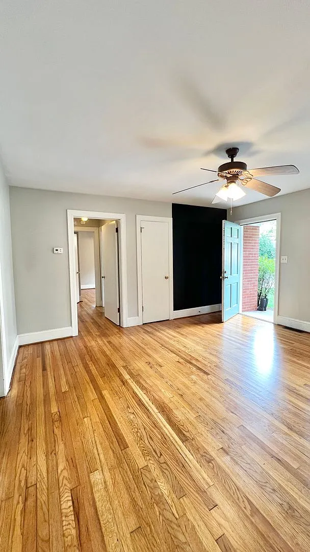 101 N Meade St. — Photo 3