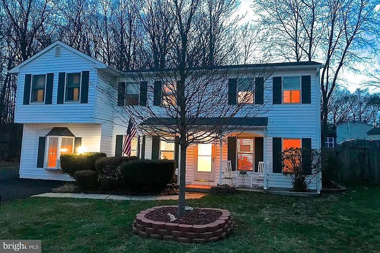 1st image of 14518 Silverdale Dr