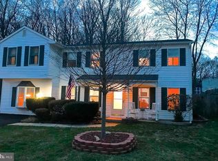 14518 Silverdale Dr, Woodbridge, VA 22193