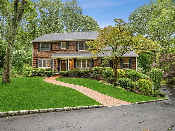 4th image of 35 Gull Hill Dr