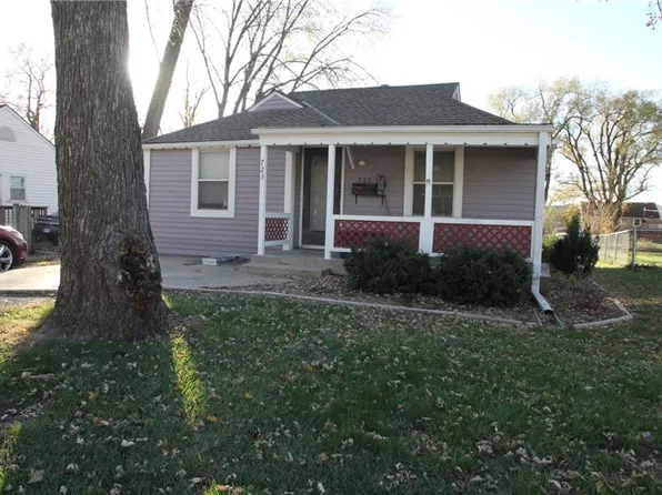 723 S Cherry St, Olathe, KS 66061