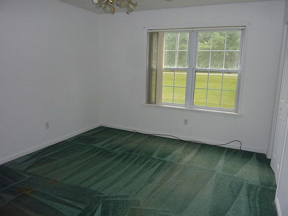 5th image of 177 Pheasant Dr