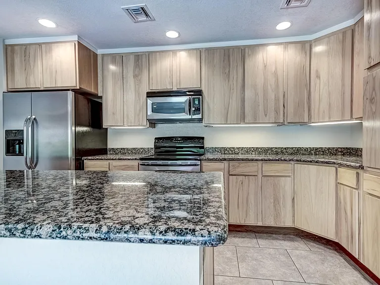 1737 E Pebble Beach Dr — Photo 36