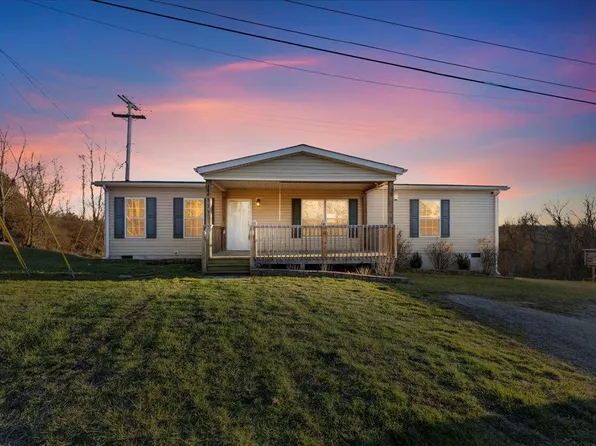 4335 Centerville Cir, Radford, VA 24141