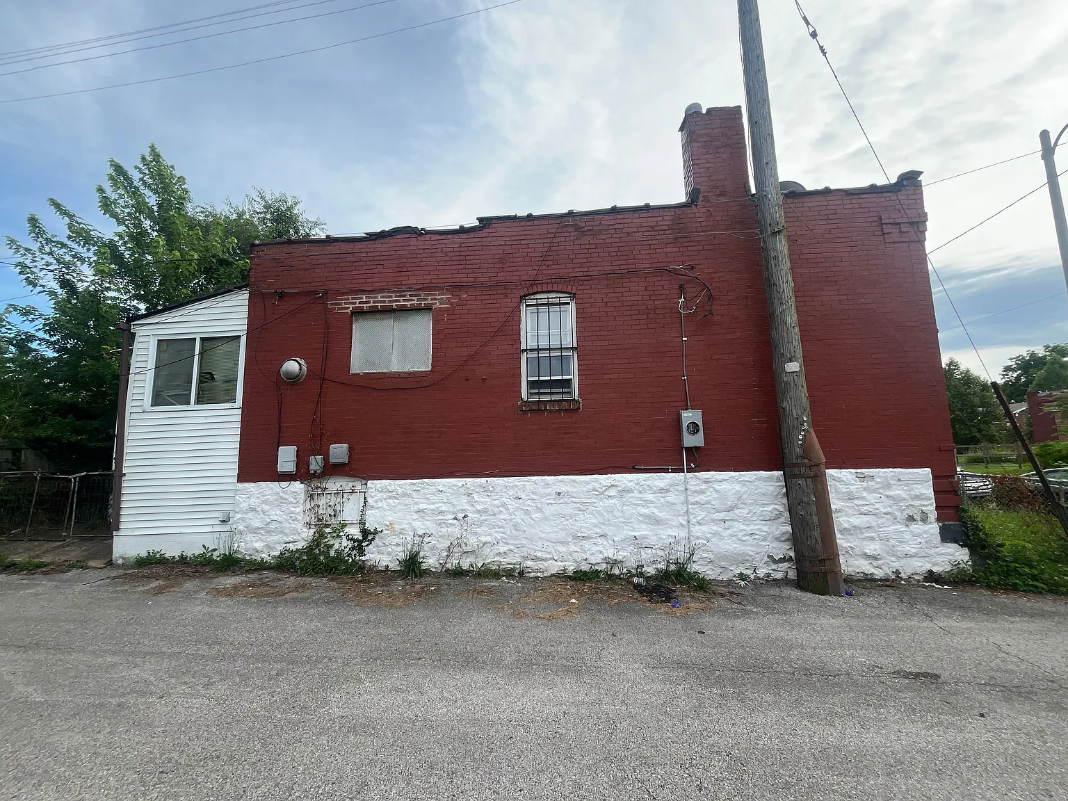 2 bed, 754 sqft, $1,000 — Photo 2
