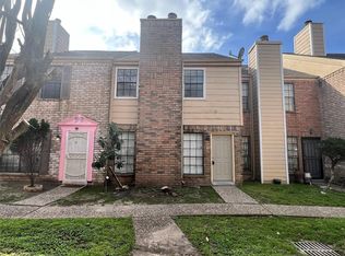 9901 Sharpcrest St APT L10, Houston, TX 77036