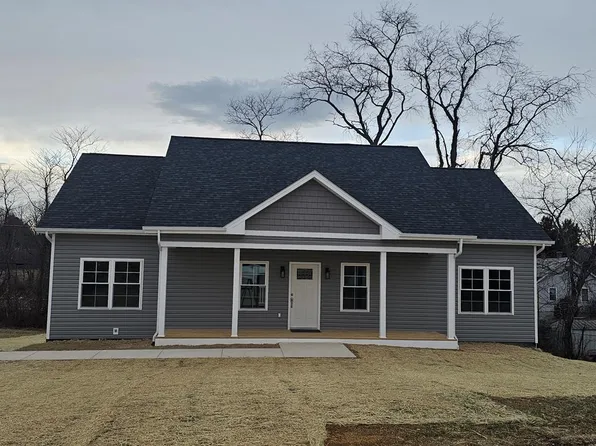 1090 E Spiller St, Wytheville, VA 24382