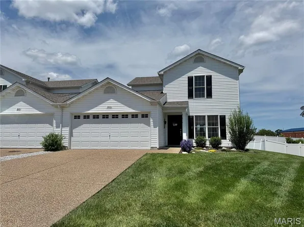 203 New Richmond Dr, Wentzville, MO 63385