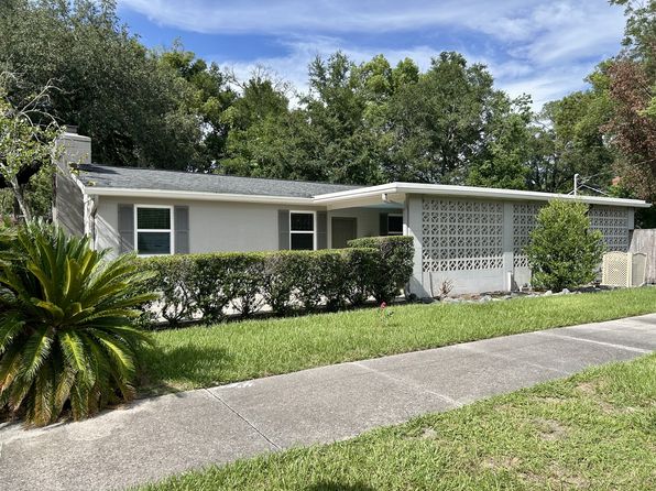 1755 Fair St
