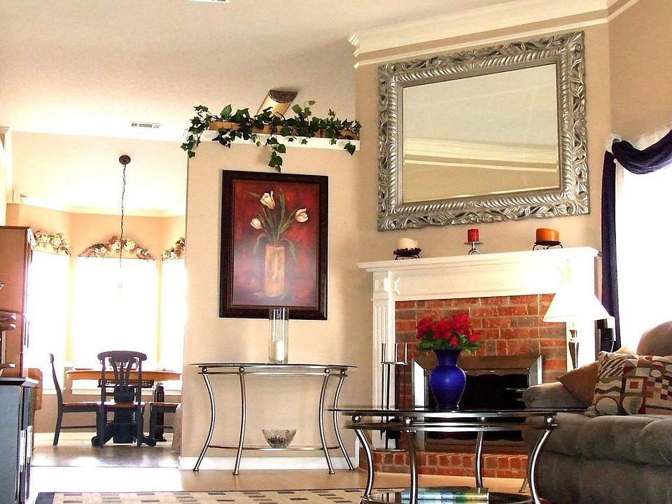 2nd image of 8649 Eagle View Dr