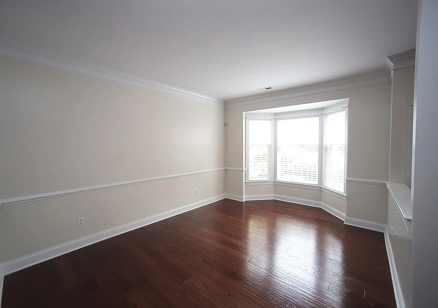 Spacious 3-Bedroom, 2-Bath Home in North Raleigh — Photo 4