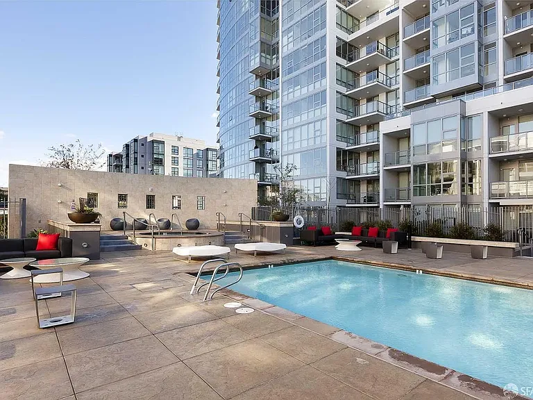 435 China Basin St #320 — Photo 11
