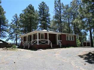 534 This A Way Rd, Parks, AZ 86018