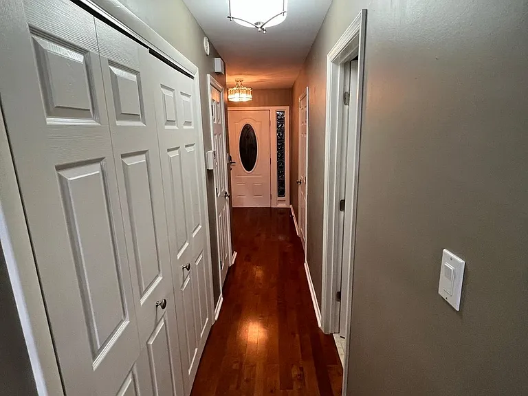 416 Pinewood Dr — Photo 9