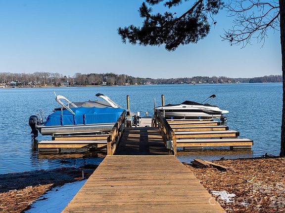 2nd image of 2271 Northview Harbour Dr