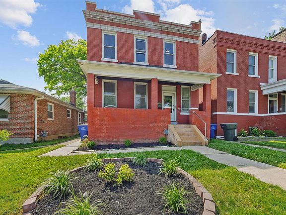 2nd image of 1911 Forest Ave