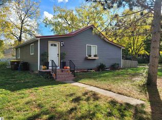 201 E Bennett Ave, Mount Pleasant, MI 48858