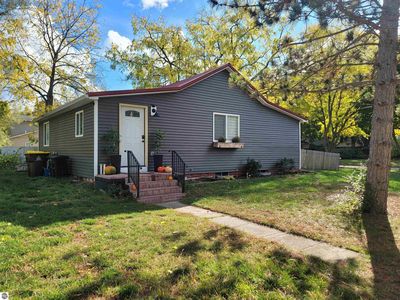 201 E Bennett Ave, Mount Pleasant, MI, 48858
